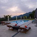 Dragic Villa *