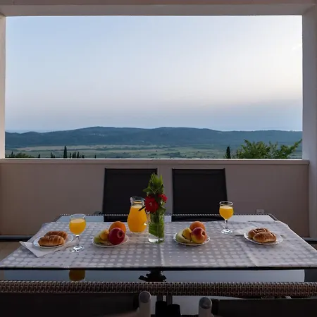Dragic Villa *
